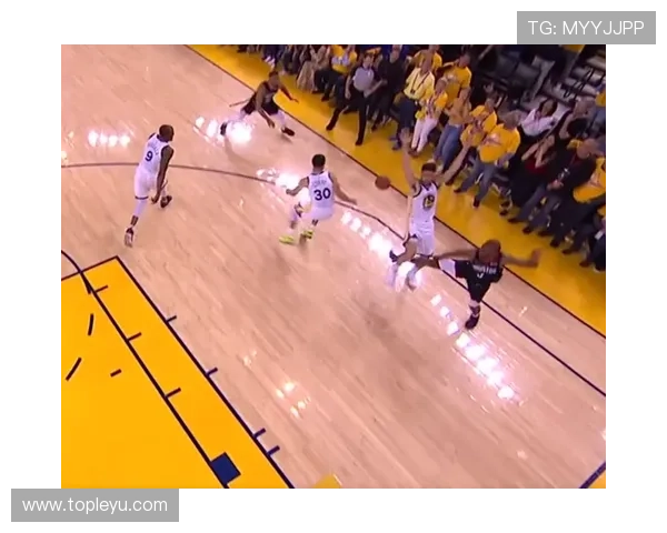 战术犯规规则解析：裁判判罚尺度为何不一如此争议不断