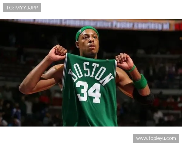 保罗·皮尔斯关键时刻单打效率提升 引领绿军稳定输出