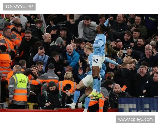 曼城王朝地位稳定性面临考验，当前赛季表现波动对争冠形势产生影响